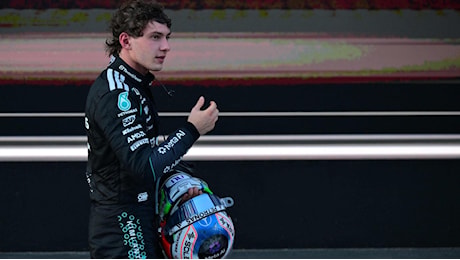 Russell vince a Baku, Leclerc quarto e Antonelli rimonta dal 16° posto