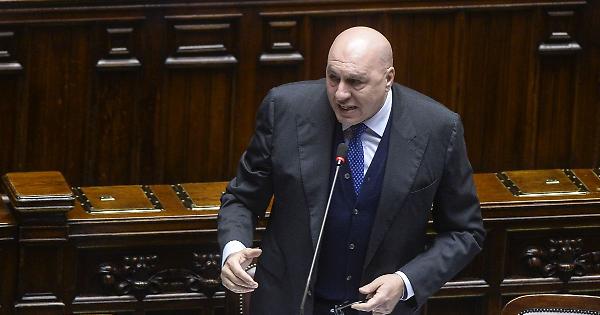 Ministero Difesa Italia rispetta i trattati, Rutte confonde i voli autorizzati