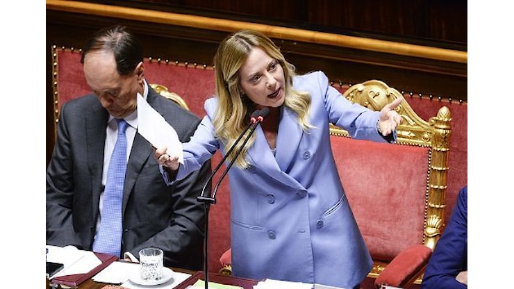 Meloni cambia strategia e infiamma il derby a destra: Vannacci fa gioco sinistra - Askanews
