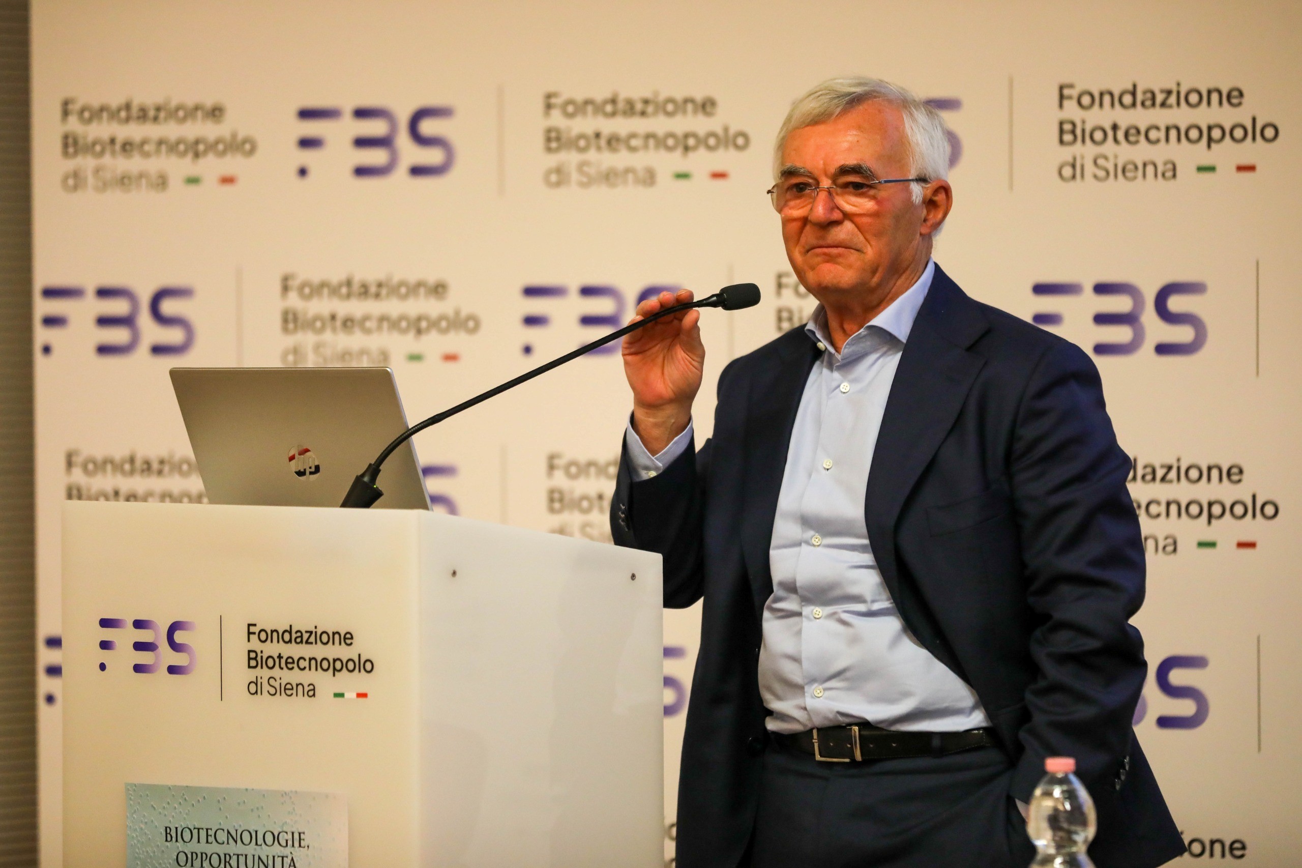La minaccia invisibile cresce, il Biotecnopolo lancia la sfida ai superbatteri